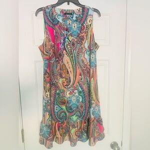 Tommy Hilfiger bright/beautiful retro paisley print dress. Like new.
